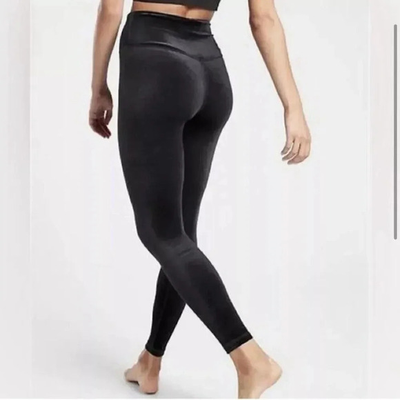 Athleta Elation Ultra High-Rise Velvet Tight/Legging Black Velour Casual Size L - Picture 4 of 13